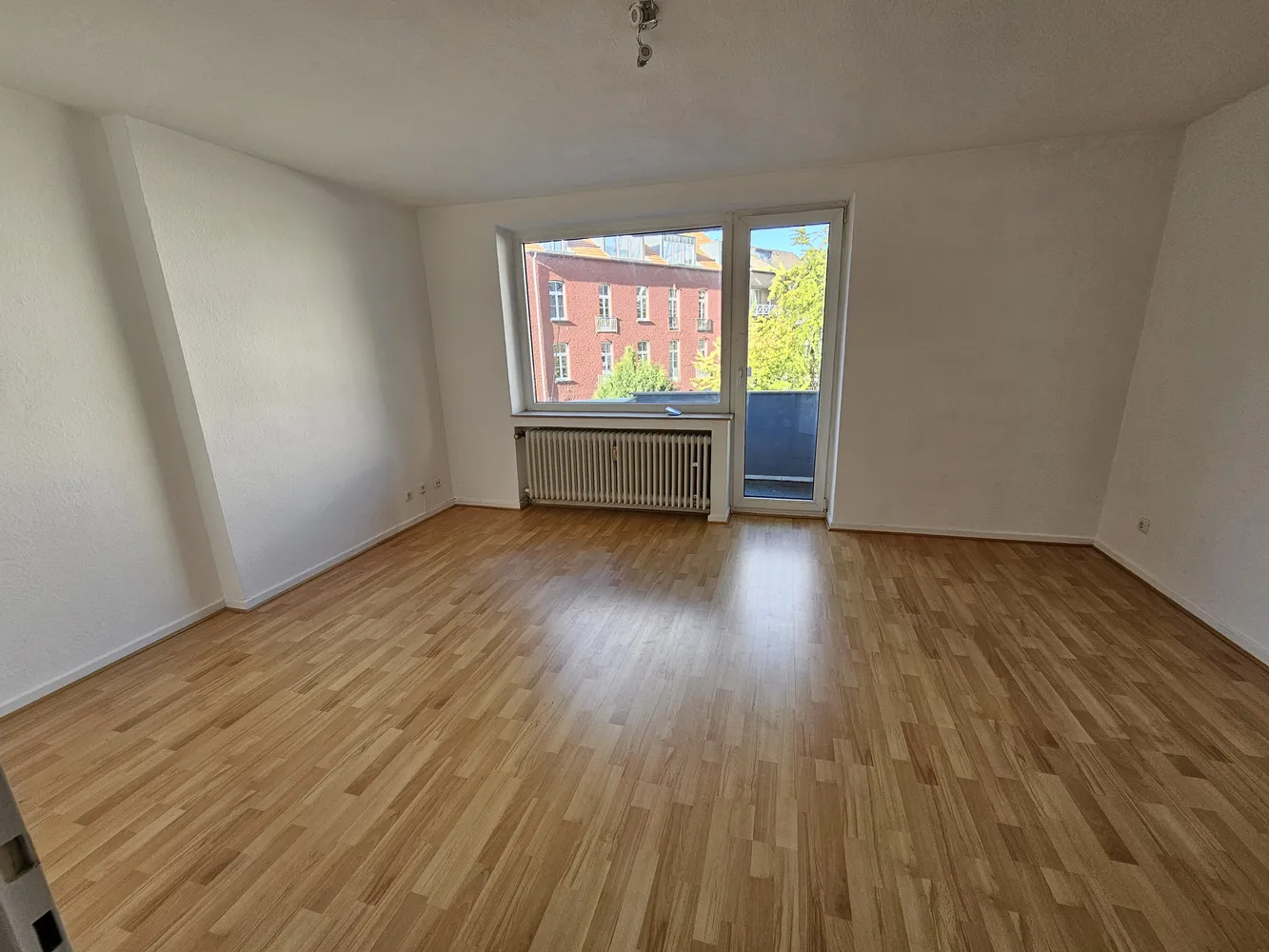1 room apartment with 27 m² in Cologne – Photo 10