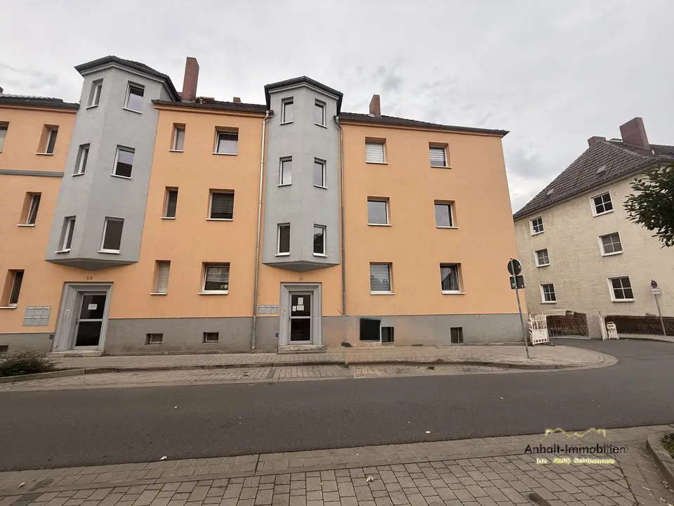 4 Zimmer Wohnung mit 95 m² in Bitterfeld-Wolfen – Bild 7