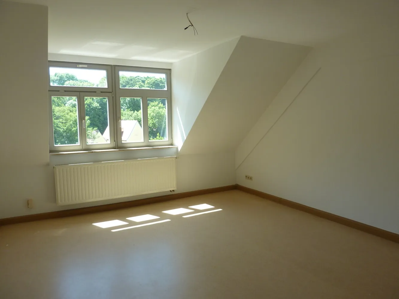 2 Zimmer Wohnung mit 56 m² in Weißenfels – Bild 1