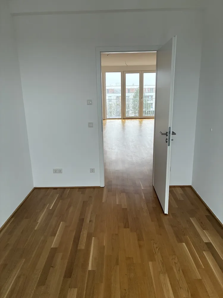 4 Zimmer Wohnung mit 111 m² in München – Bild 2