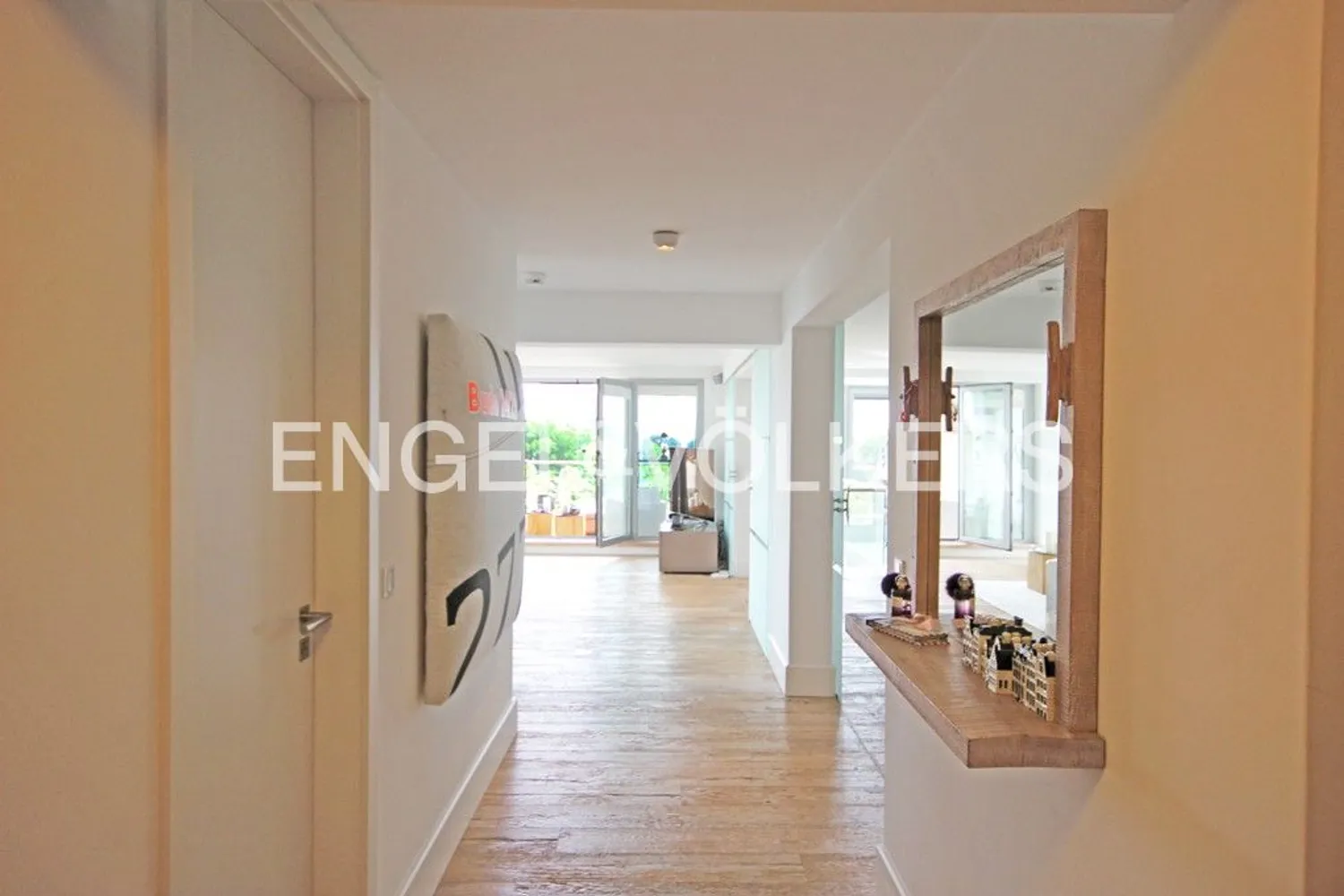 3 Zimmer Wohnung mit 210 m² in Bremen – Bild 1