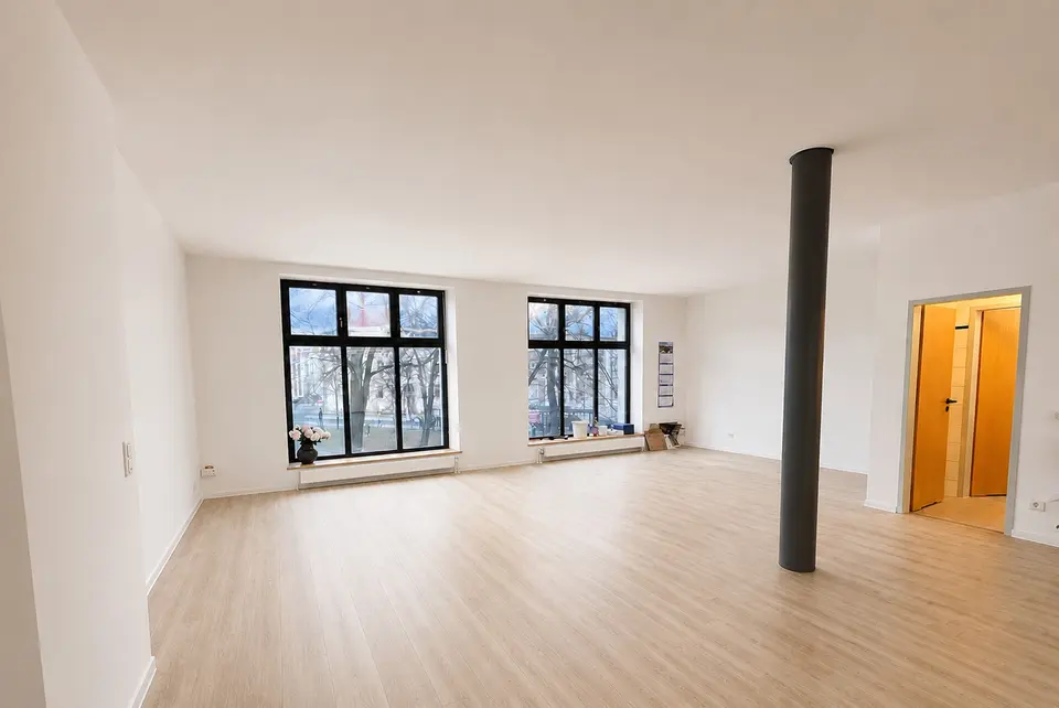 4 room apartment with 160 m² in Neubrandenburg – Photo 2