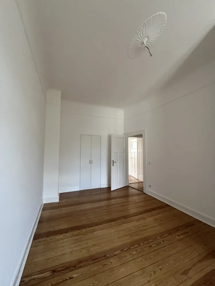 3 Zimmer Wohnung mit 93 m² in Wiesbaden – Bild 9