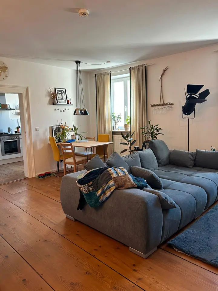 2 Zimmer Wohnung mit 70 m² in Regensburg – Bild 2