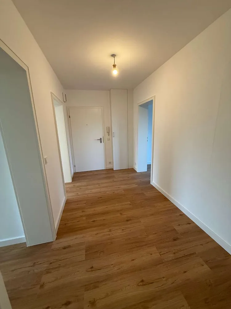 3 Zimmer Wohnung mit 115 m² in Saarbrücken – Bild 2