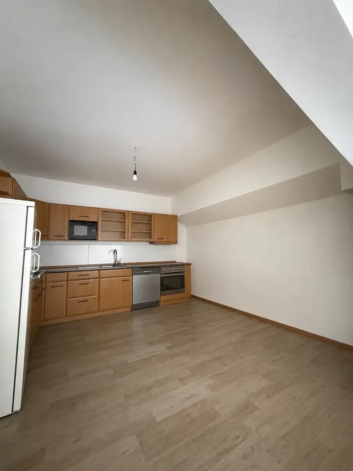 3 Zimmer Wohnung mit 98 m² in Freital – Bild 2