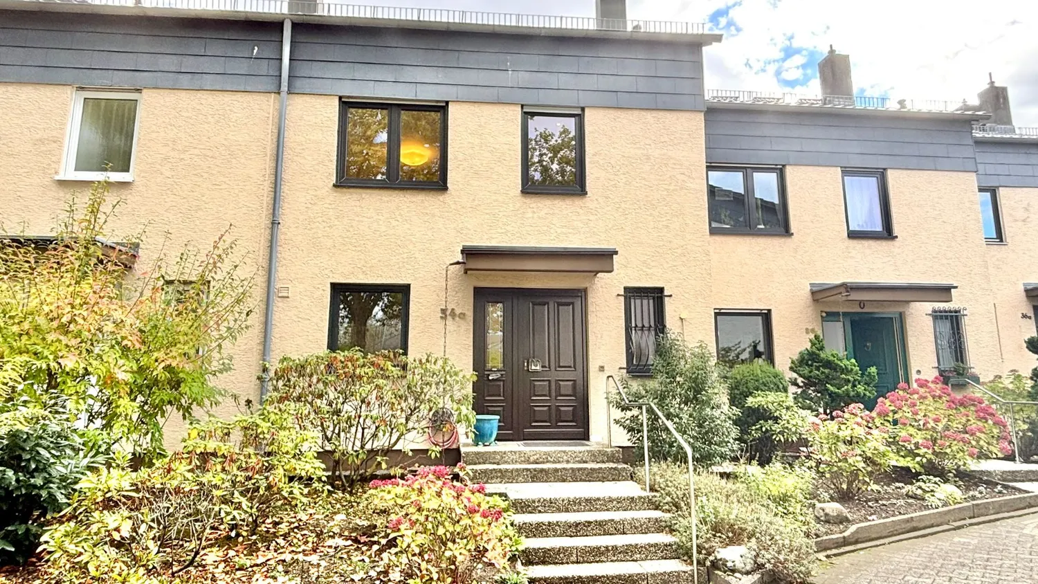 5 Zimmer Haus mit 149 m² in Wiesbaden – Bild 1