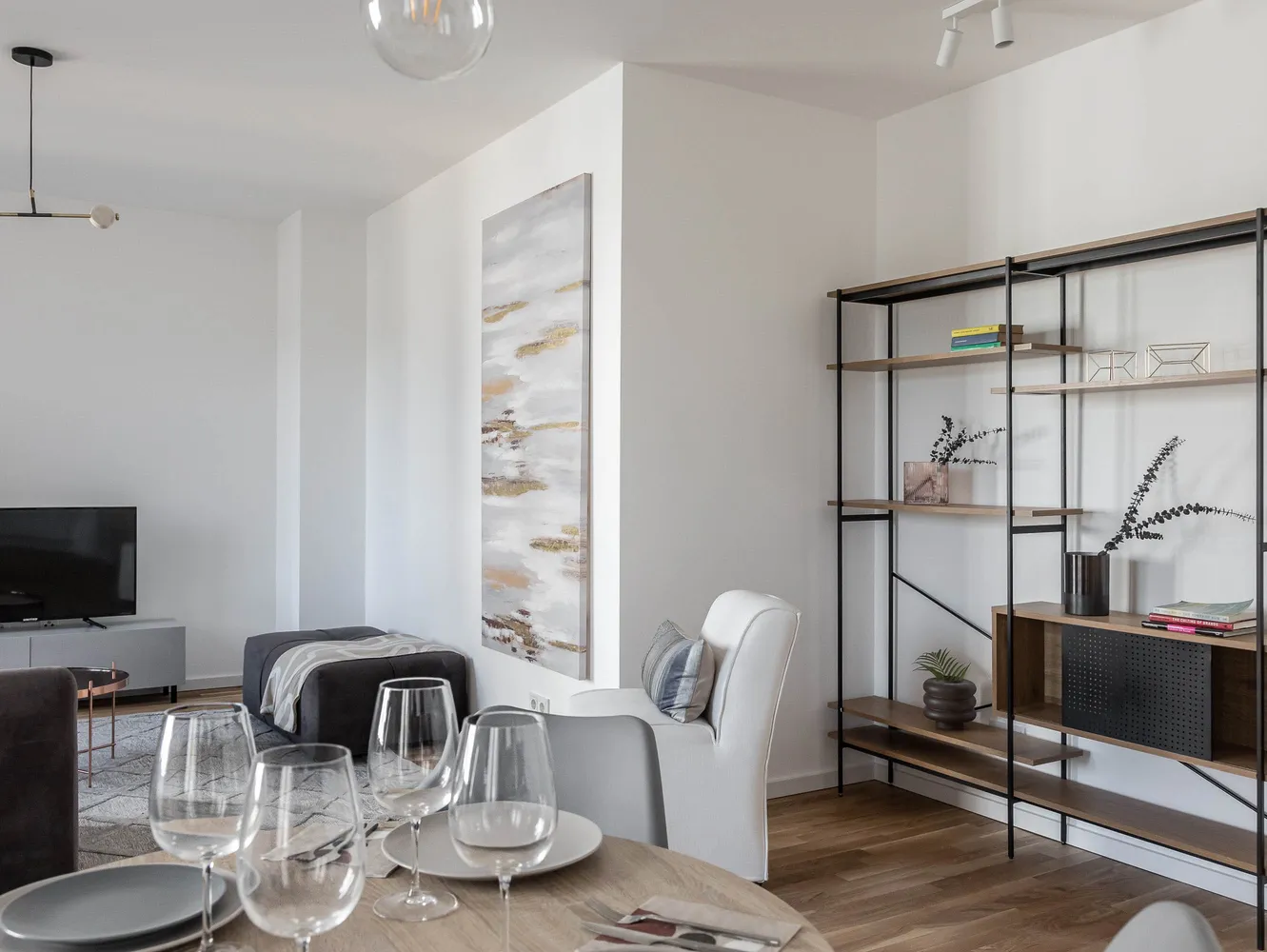 1 Zimmer Wohnung mit 56 m² in Berlin – Bild 2
