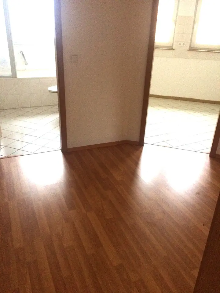 2 Zimmer Wohnung mit 56 m² in Werdau – Bild 6