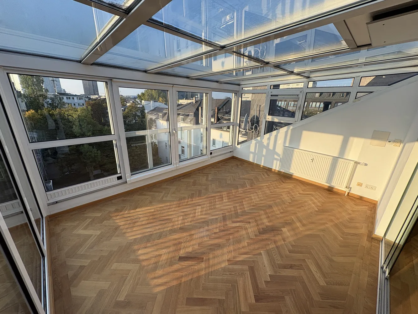 2 room apartment with 114 m² in Frankfurt am Main – Photo 12