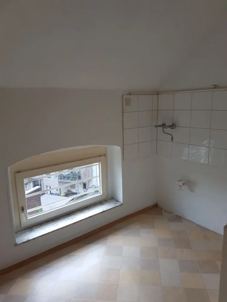 2 Zimmer Wohnung mit 47 m² in Düsseldorf – Bild 2