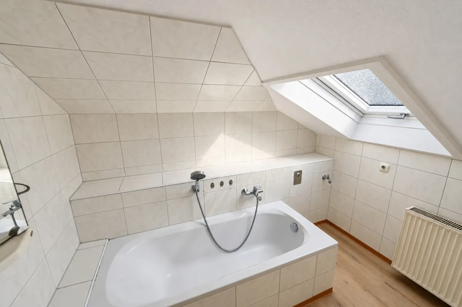 4 Zimmer Wohnung mit 85 m² in Coburg – Bild 2