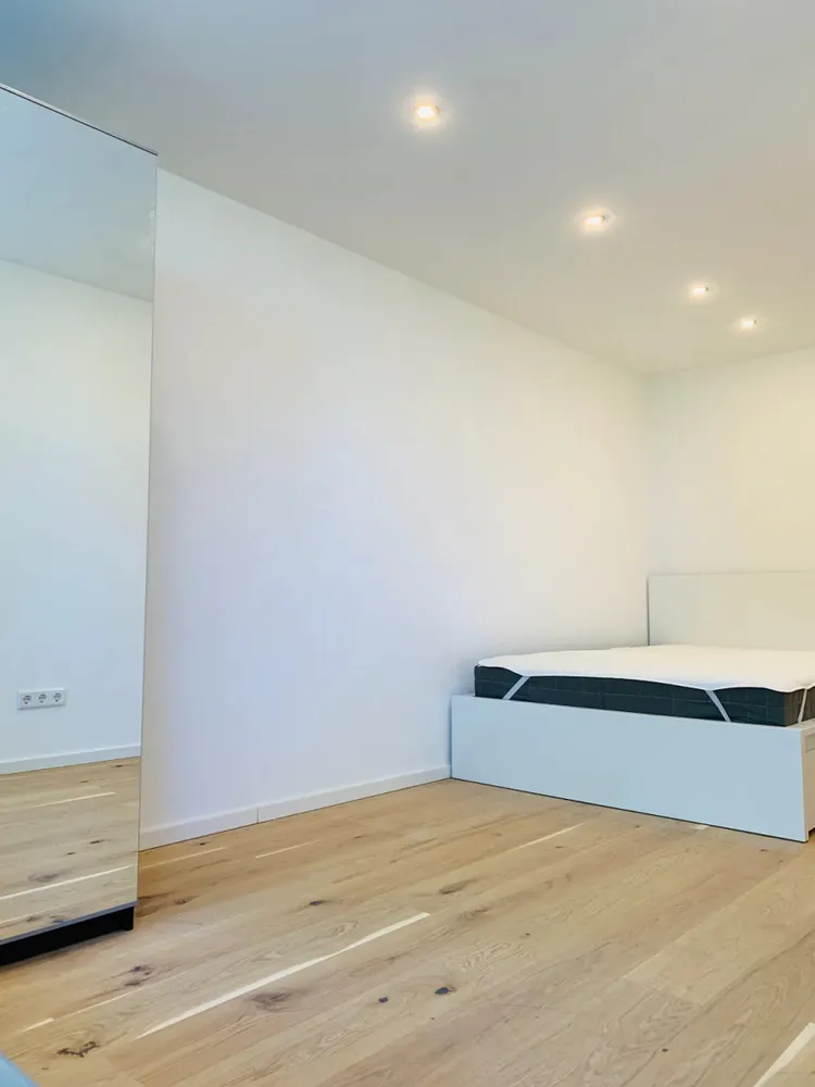 Shared room with 17 m² in Munich – Photo 1