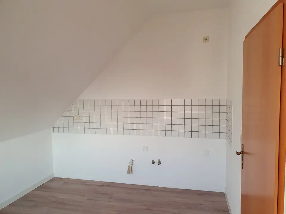 2 Zimmer Wohnung mit 53 m² in Zeitz – Bild 4