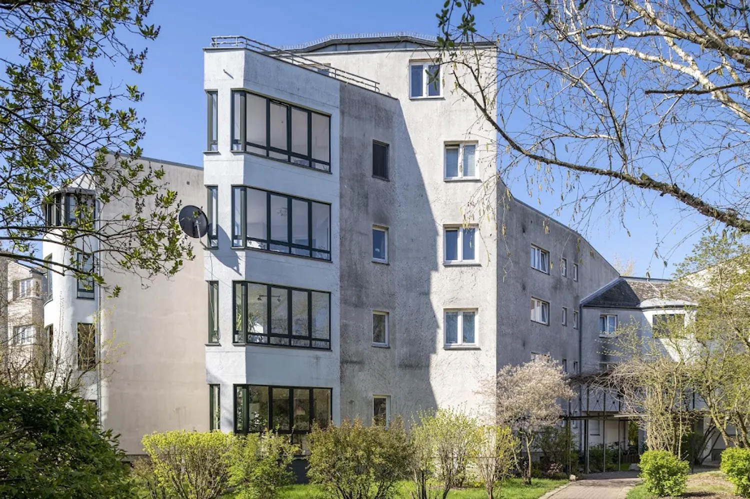 2 Zimmer Wohnung mit 67 m² in Berlin – Bild 1