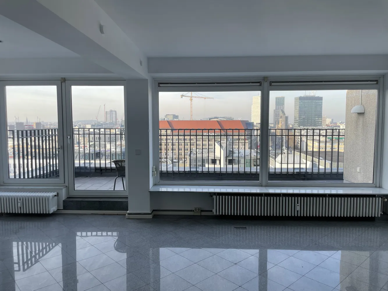 3 Zimmer Wohnung mit 131 m² in Berlin – Bild 1