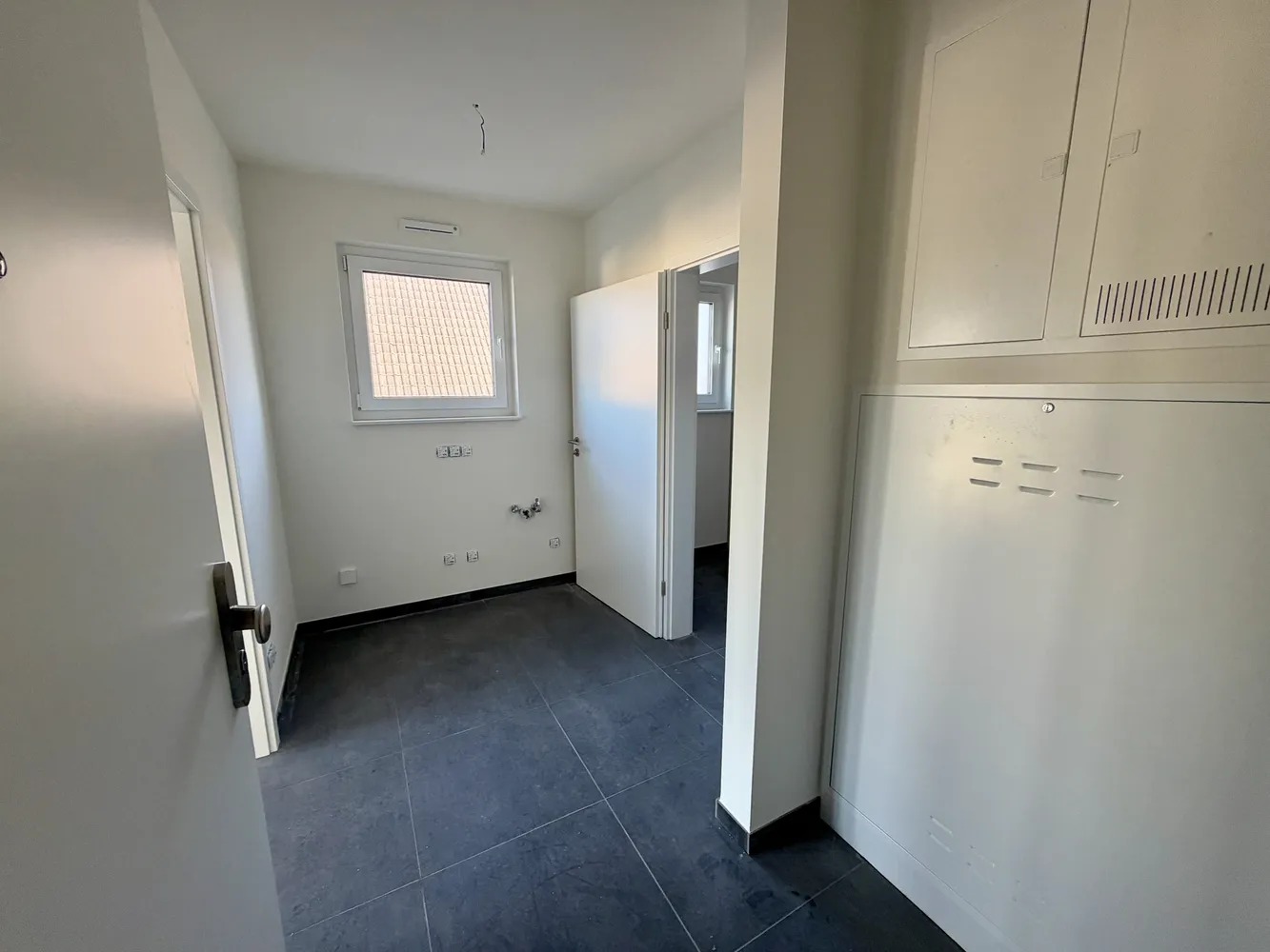 1 room apartment with 29 m² in Cologne – Photo 3