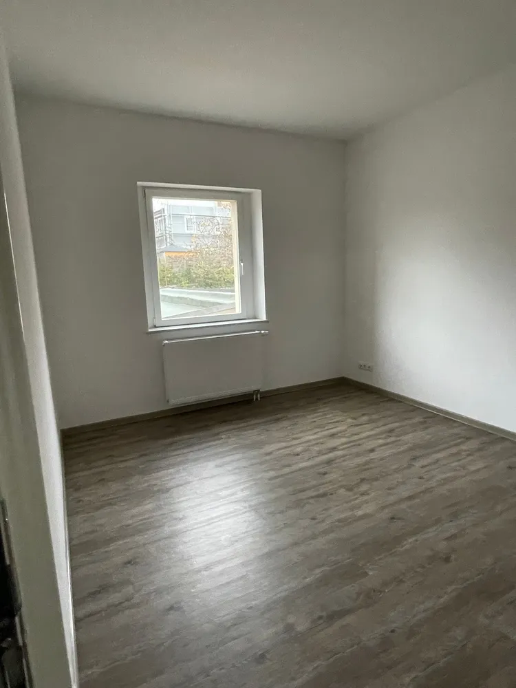 4 Zimmer Wohnung mit 100 m² in Halle (Saale) – Bild 9