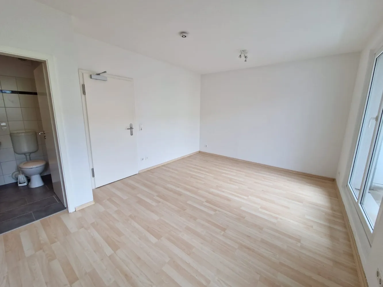1 Zimmer Wohnung mit 26 m² in Halle (Saale) – Bild 3