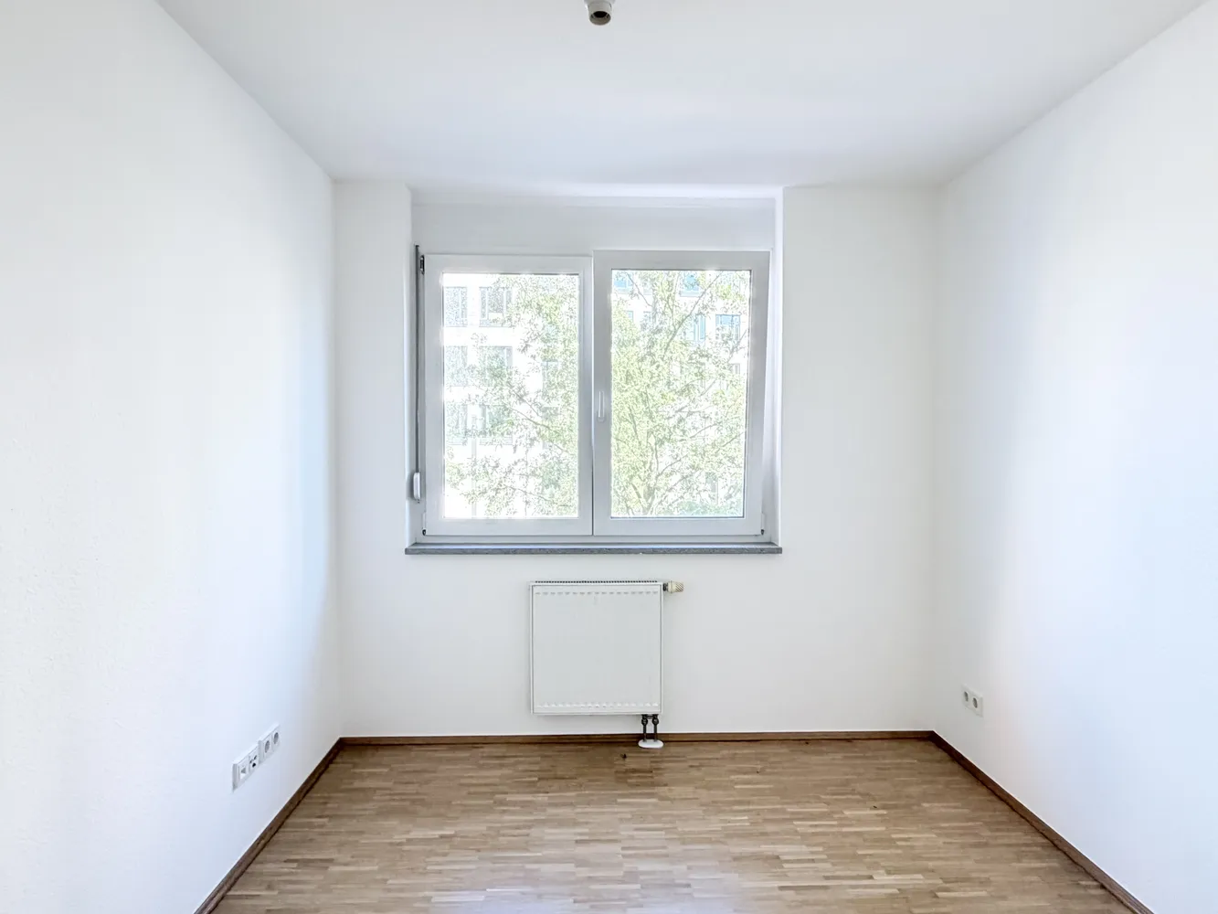 5 Zimmer Wohnung mit 117 m² in Frankfurt am Main – Bild 3