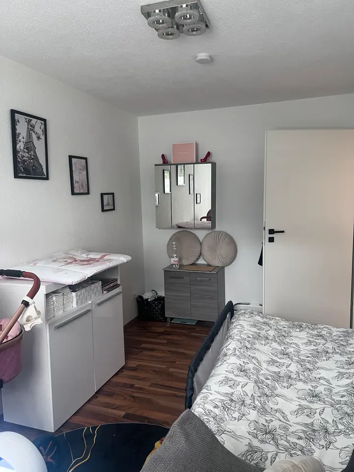 4 Zimmer Wohnung mit 95 m² in Metzingen – Bild 2