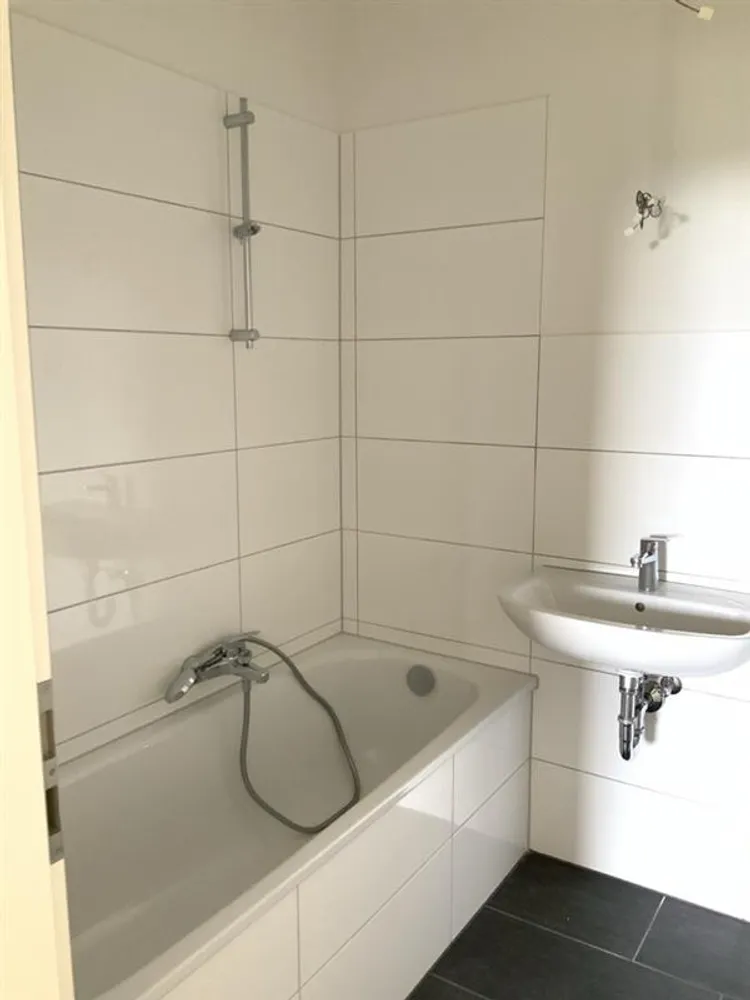 4 Zimmer Wohnung mit 75 m² in Solingen – Bild 3