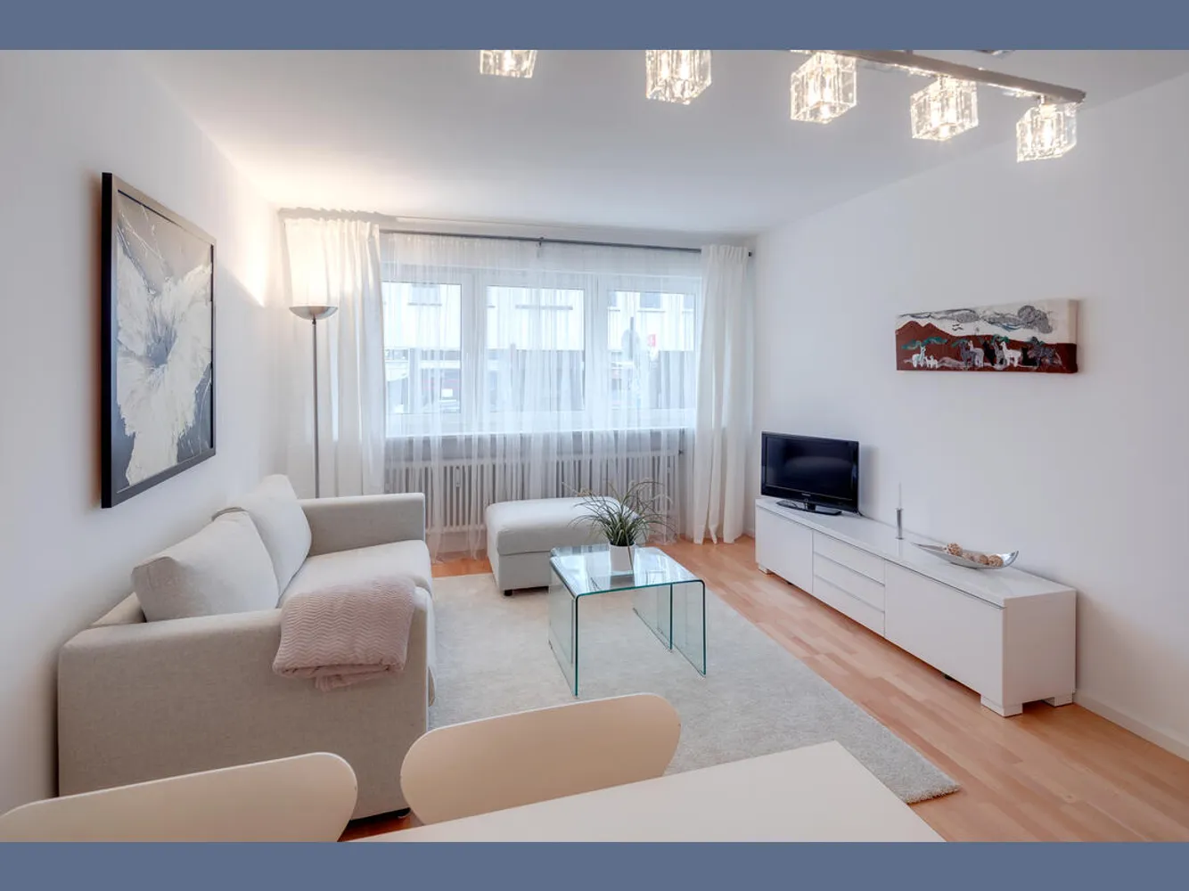 2 room apartment with 55 m² in Munich – Photo 2