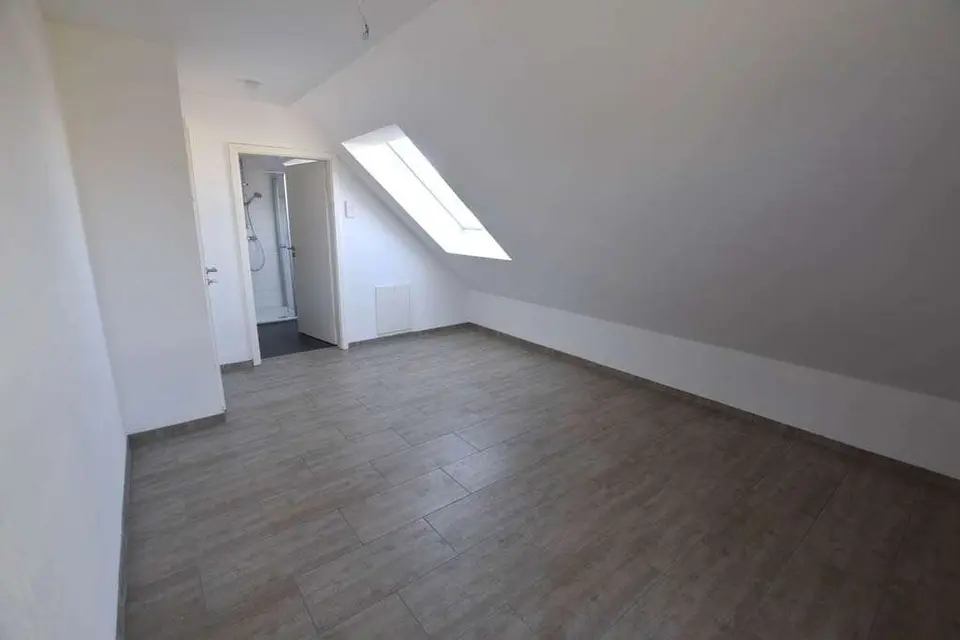 4 Zimmer Haus mit 105 m² in Aschaffenburg – Bild 3