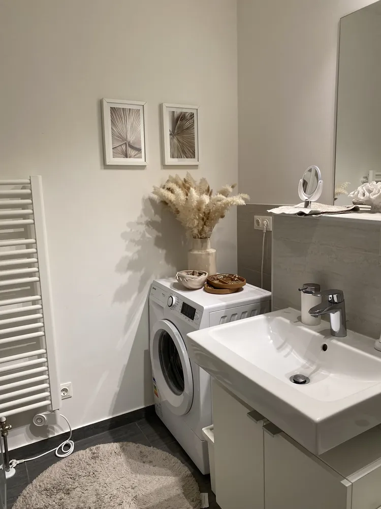 2 Zimmer Wohnung mit 81 m² in München – Bild 8