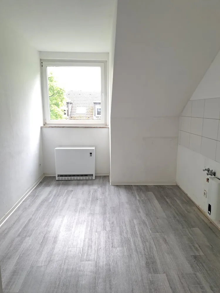 4 Zimmer Wohnung mit 82 m² in Essen – Bild 2