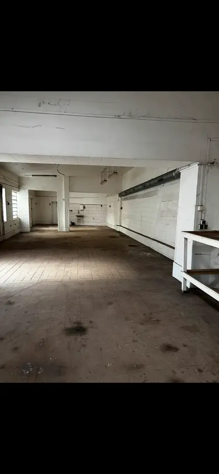 2 Zimmer Wohnung mit 250 m² in Duisburg – Bild 6