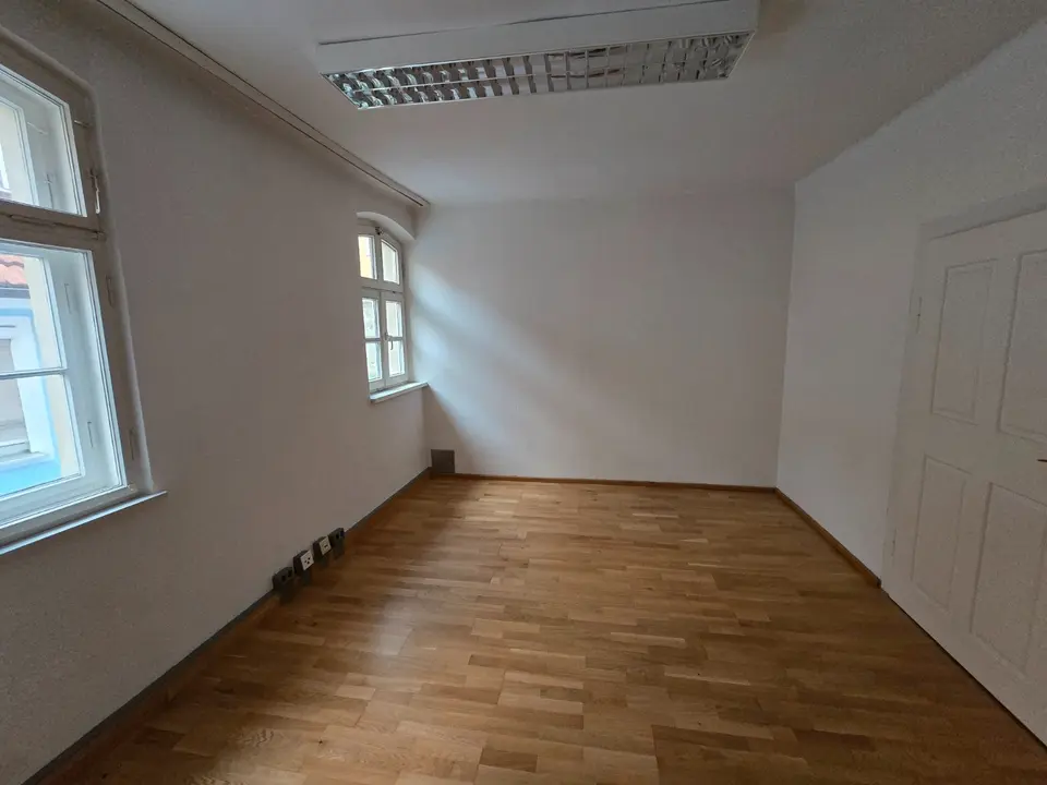 12 Zimmer Haus mit 327 m² in Bamberg – Bild 7