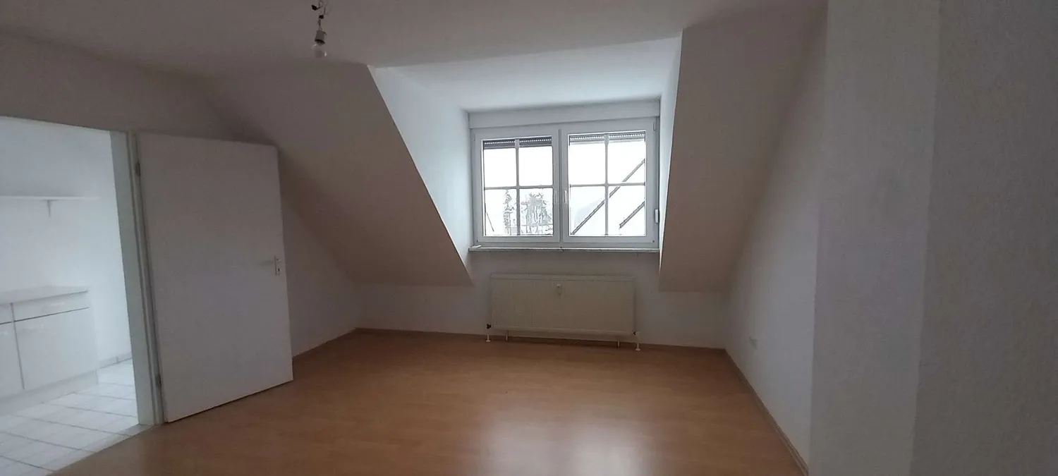 2 Zimmer Wohnung mit 31 m² in Hof – Bild 2