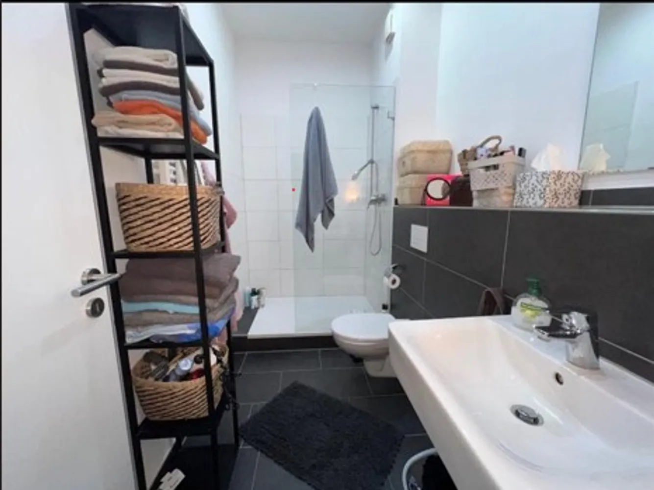 1 Zimmer Wohnung mit 27 m² in Köln – Bild 2