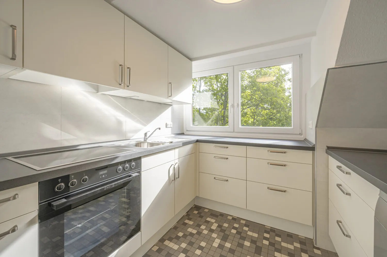 4 Zimmer Wohnung mit 98 m² in Hamburg – Bild 10