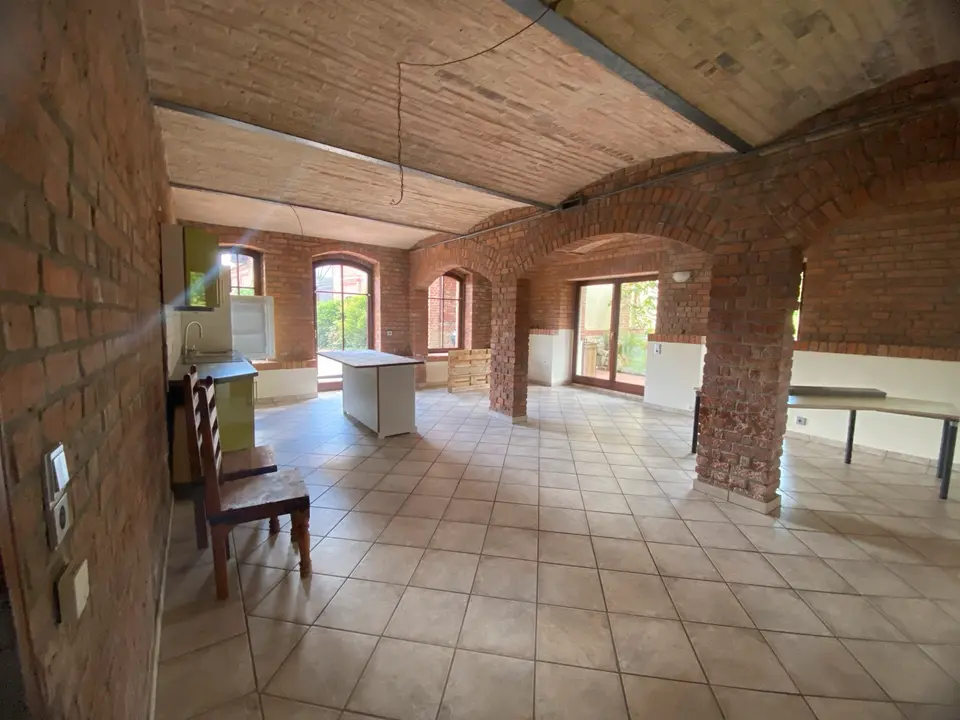 2 Zimmer Wohnung mit 110 m² in Merseburg – Bild 3