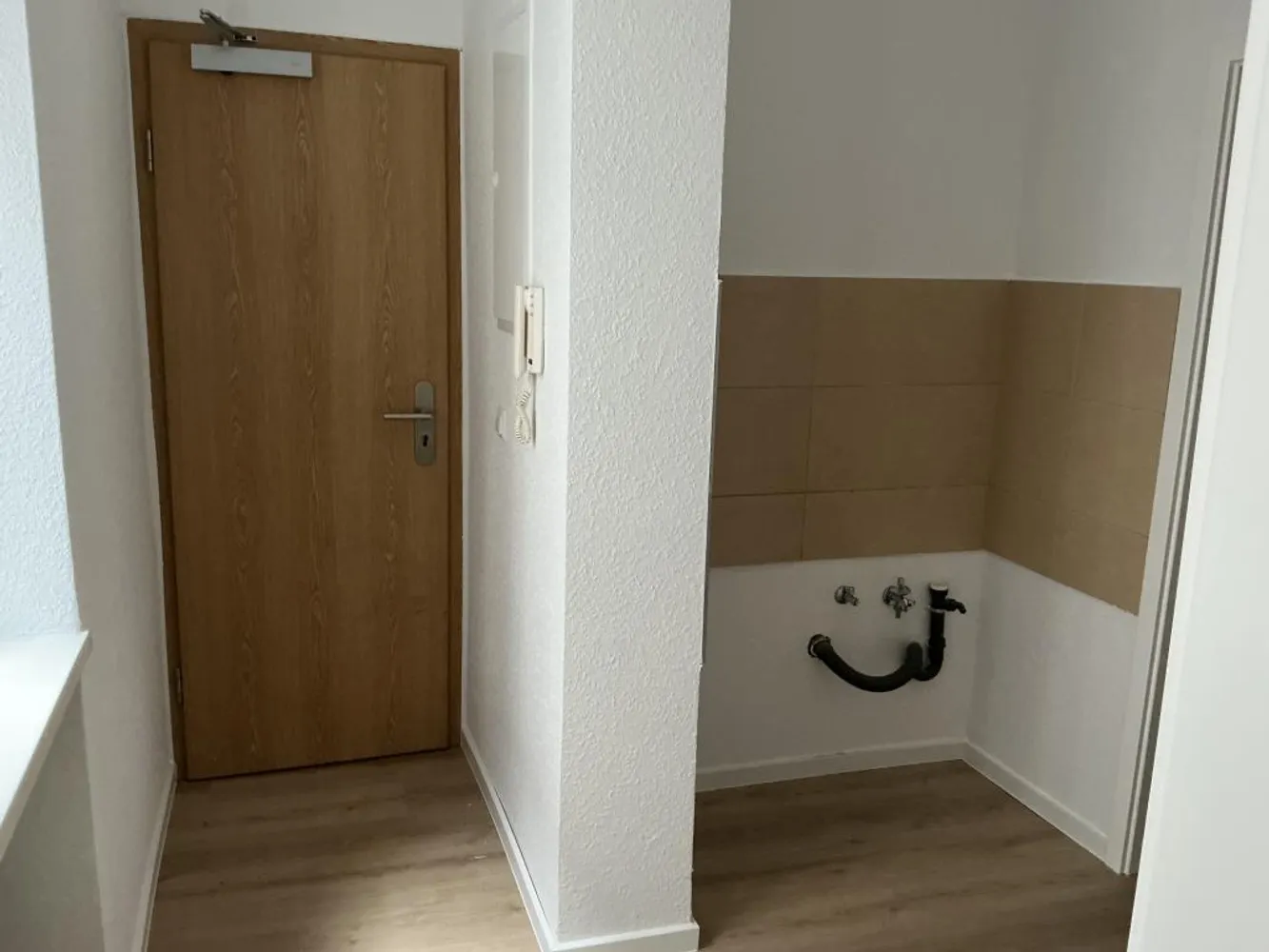2 Zimmer Wohnung mit 33 m² in Magdeburg – Bild 1