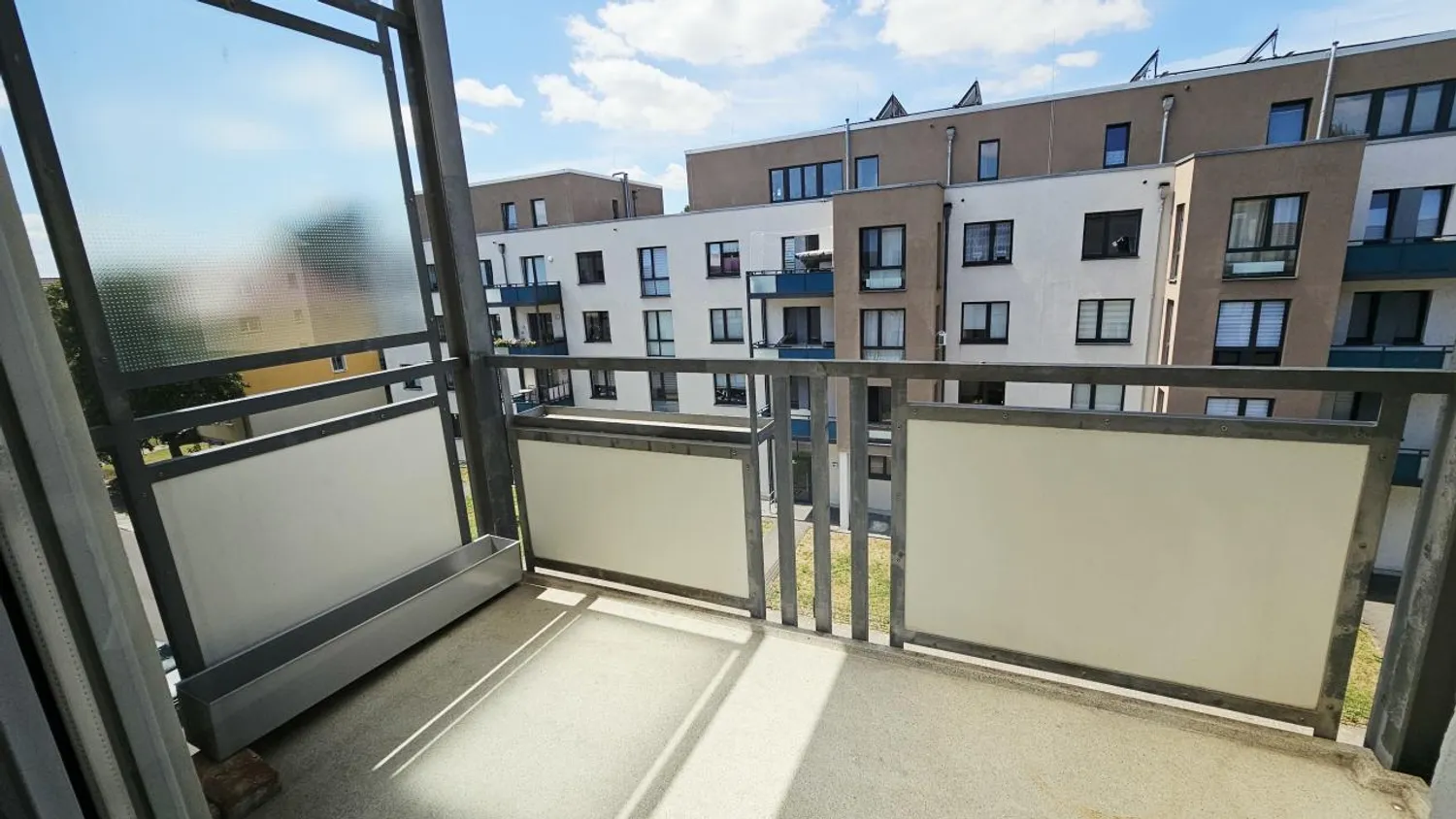3 Zimmer Wohnung mit 76 m² in Magdeburg – Bild 1