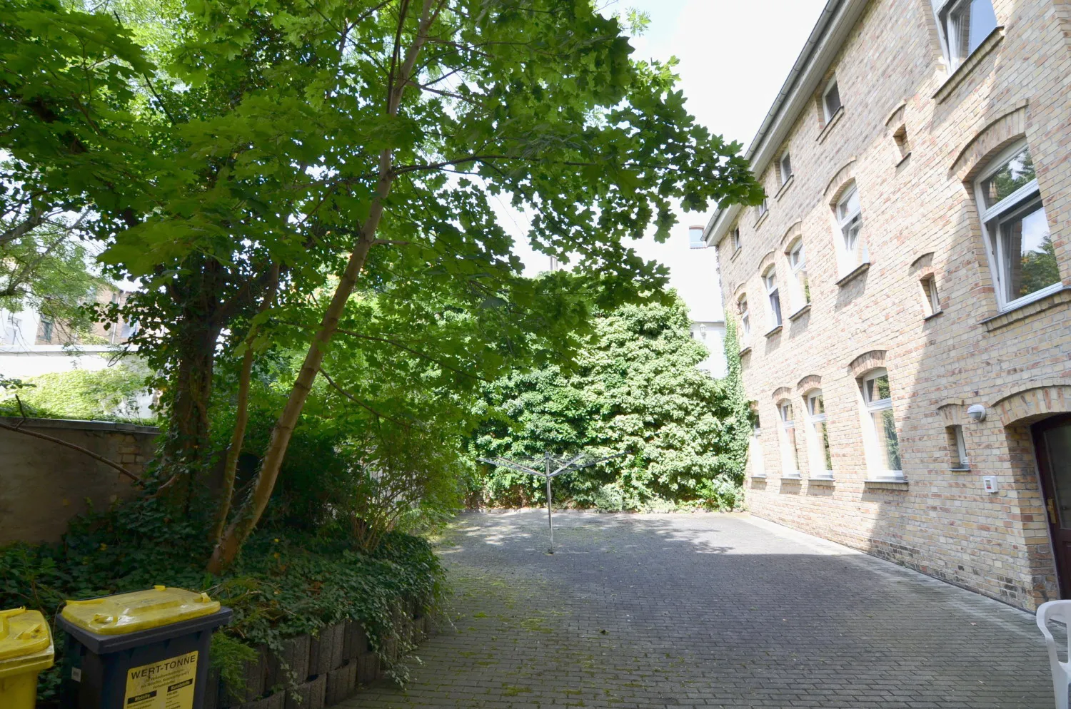 4 Zimmer Wohnung mit 80 m² in Halle (Saale) – Bild 2