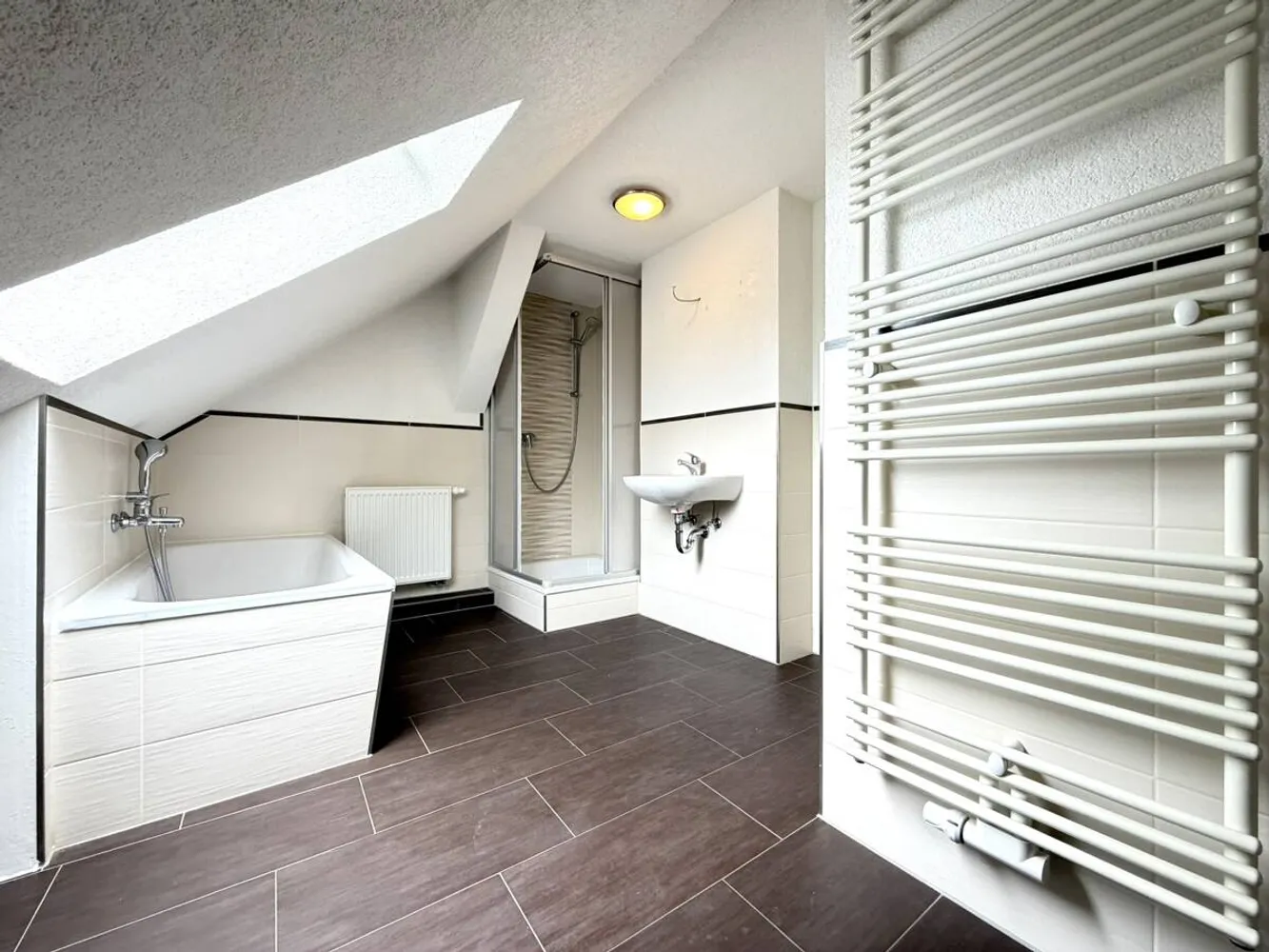 2 Zimmer Wohnung mit 56 m² in Bitterfeld-Wolfen – Bild 10