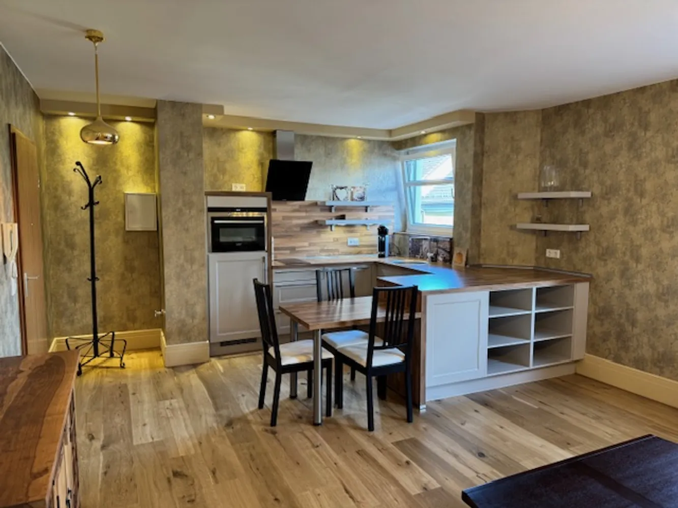 2 Zimmer Wohnung mit 58 m² in Düsseldorf – Bild 1