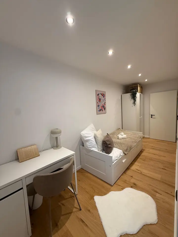 6 Zimmer Wohnung mit 70 m² in München – Bild 6