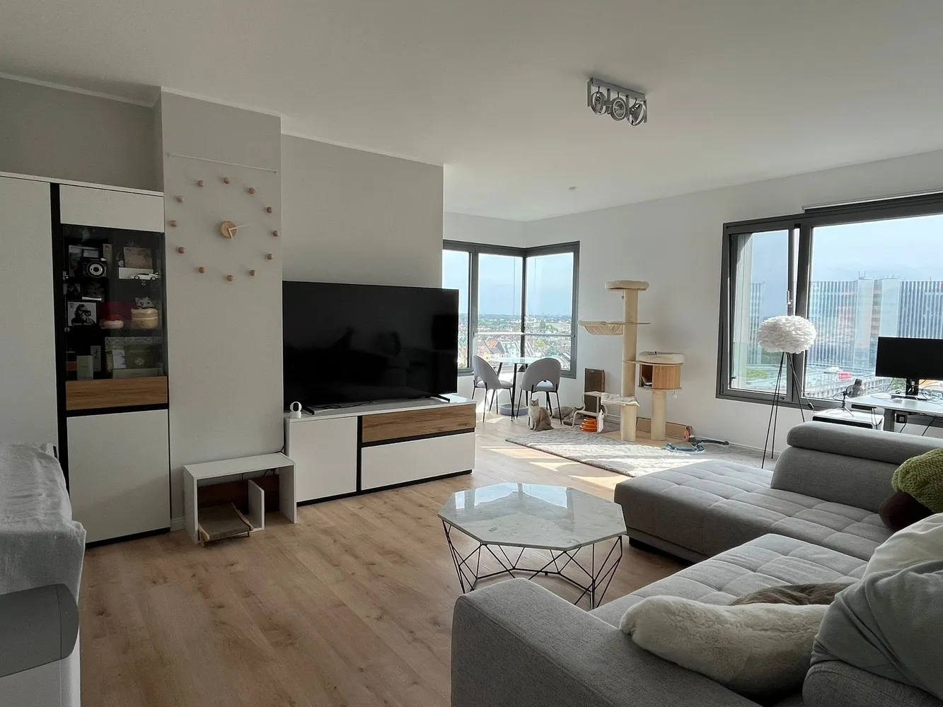 2 Zimmer Wohnung mit 62 m² in Düsseldorf – Bild 1