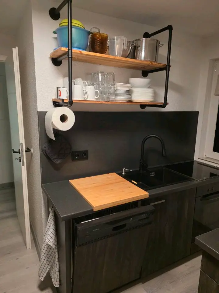 13 Zimmer Haus mit 185 m² in Norderstedt – Bild 2