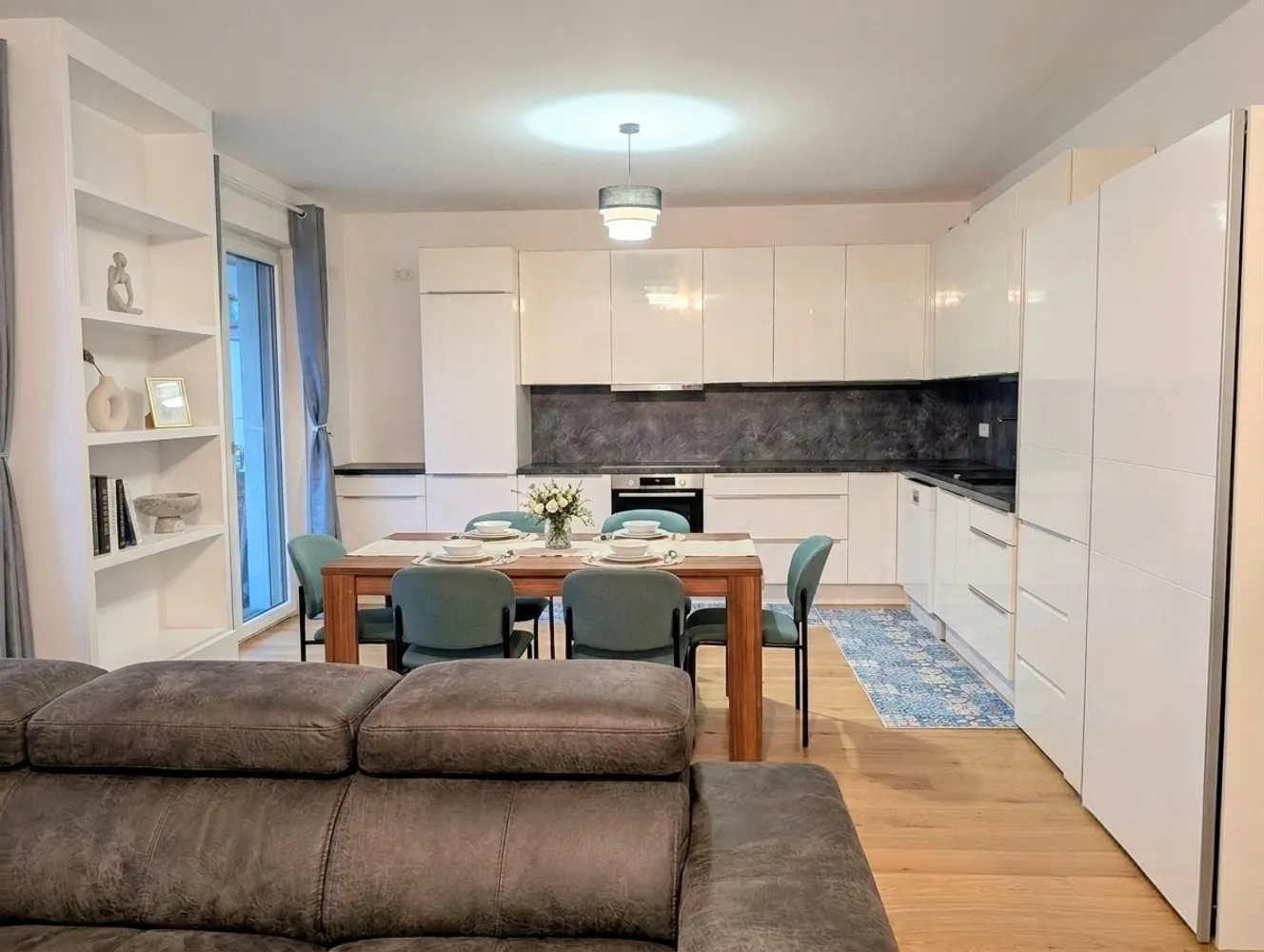 3 Zimmer Wohnung mit 99 m² in Hamburg – Bild 2