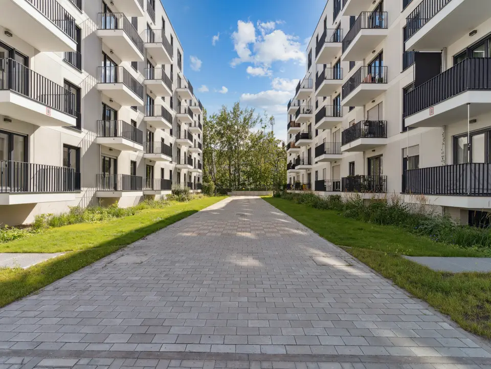 4 Zimmer Wohnung mit 142 m² in Berlin – Bild 1