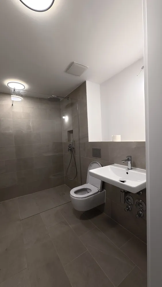 2 Zimmer Wohnung mit 55 m² in Berlin – Bild 12