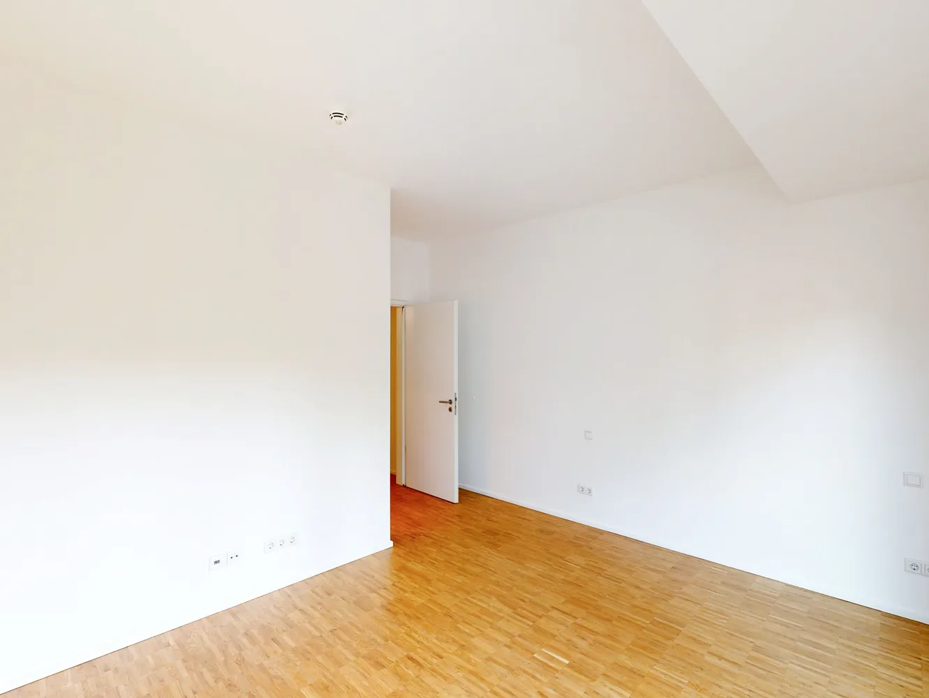 3 Zimmer Wohnung mit 105 m² in Frankfurt am Main – Bild 9