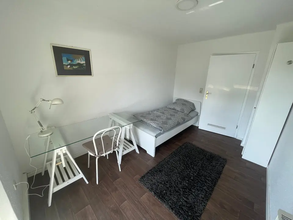 WG-Zimmer mit 70 m² in Borna – Bild 3