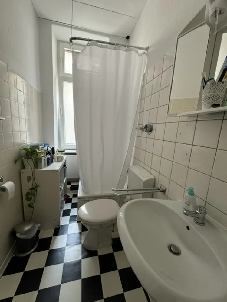 4 Zimmer Wohnung mit 100 m² in Frankfurt am Main – Bild 7